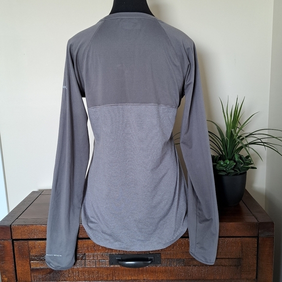 Columbia Active Top Women's Medium Grey Stripes Long Sleeved Tee - Picture 3 of 12